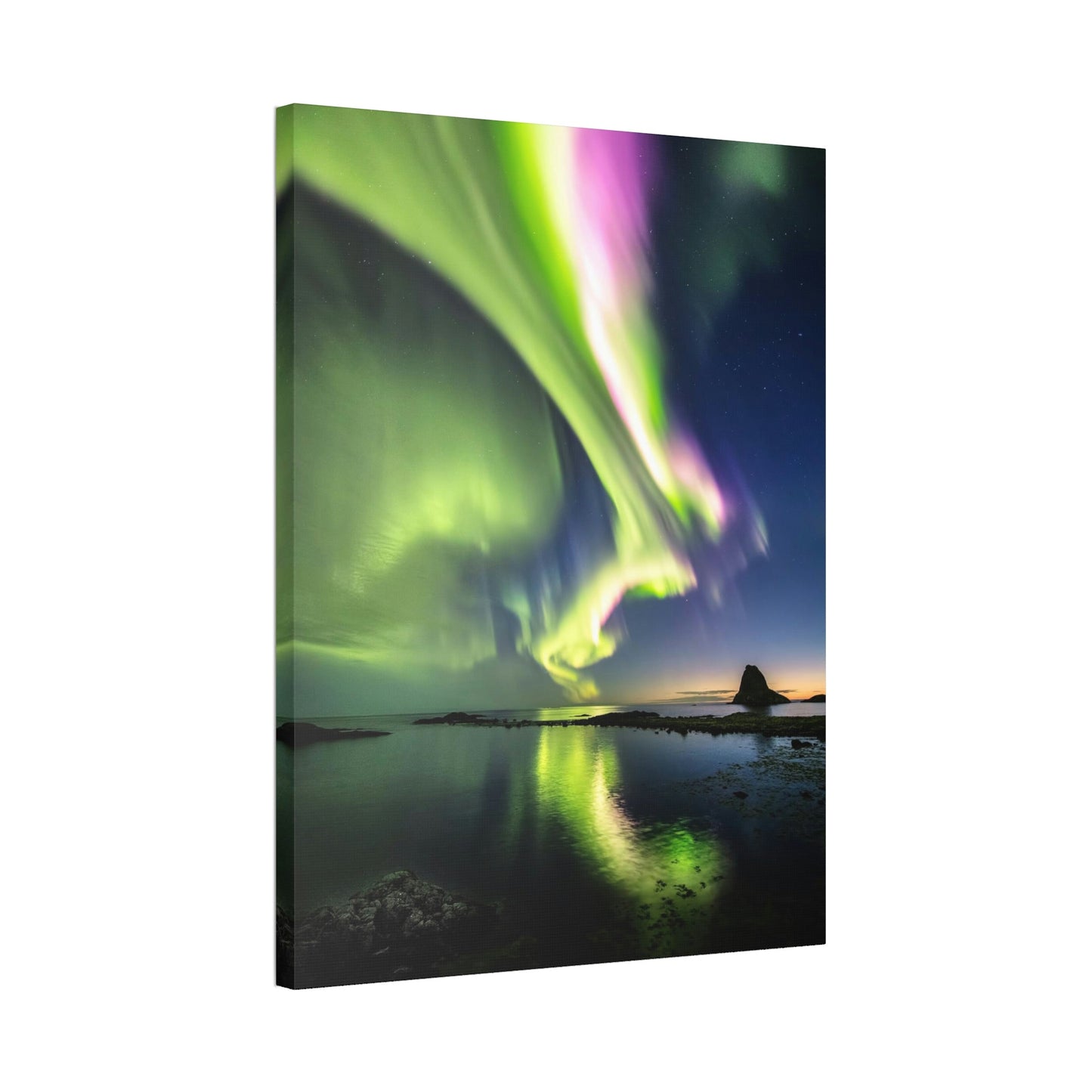 Aurora Borealis Dreams: Stunning Framed Canvas Print for Your Home