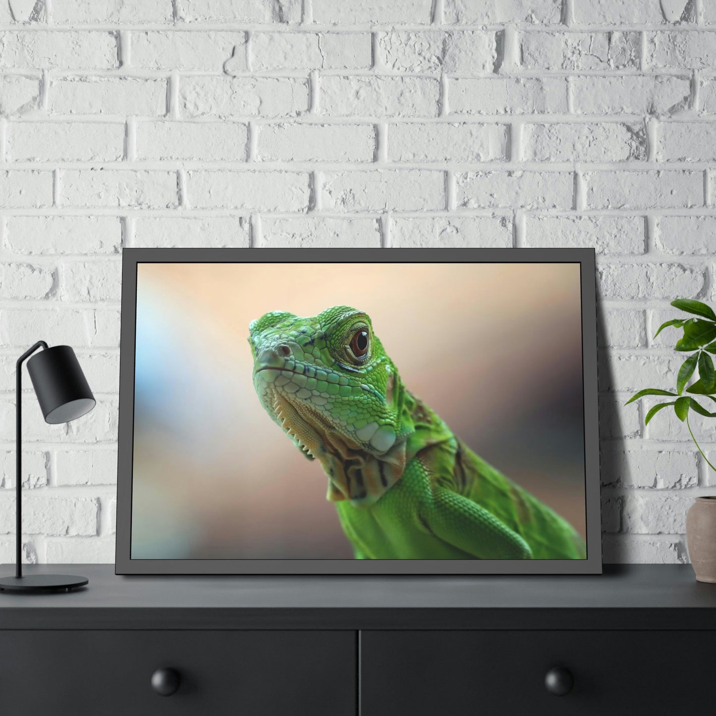 Scaly Beauty: Captivating Lizard Art on Natural Canvas