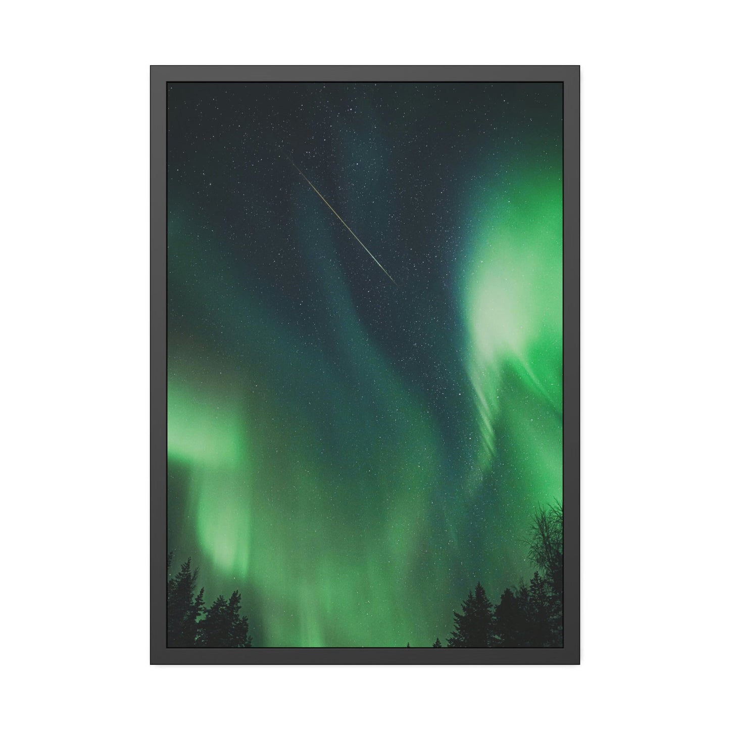 Aurora Borealis Radiance: A Glittering and Ethereal View