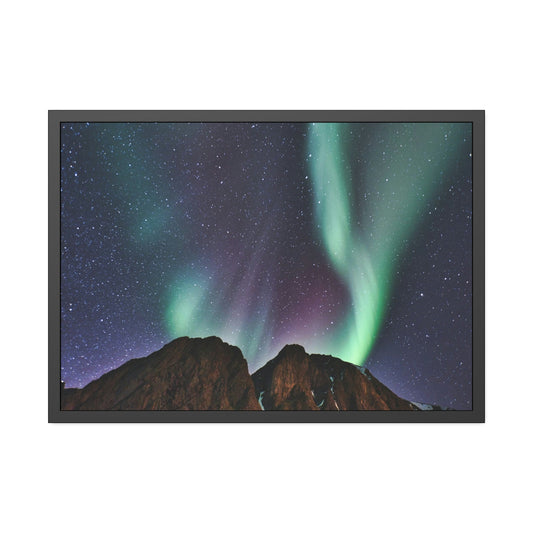 Aurora Borealis Enchantment: A Spellbinding Scene of Color