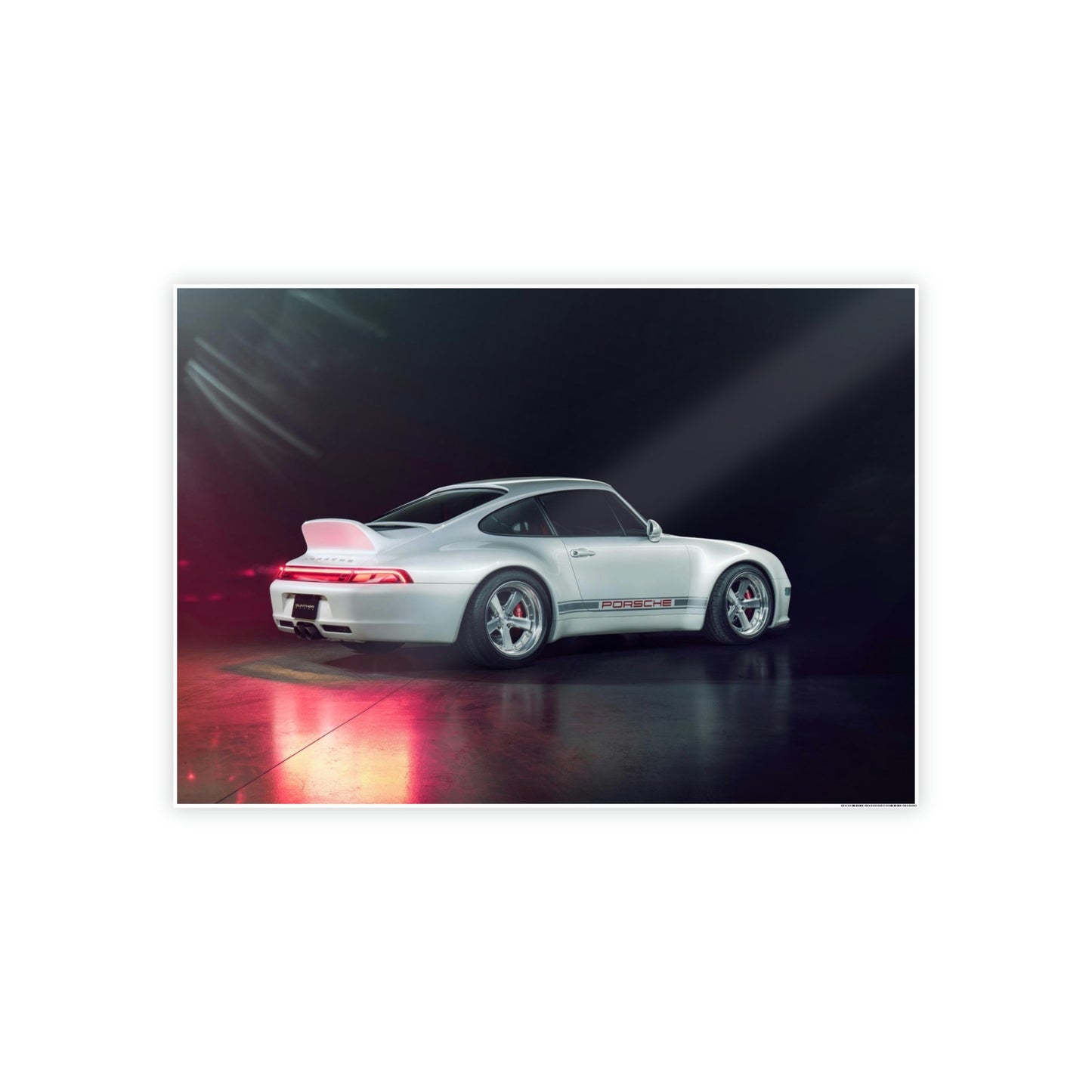 Porsche in Motion: Dynamic Print on Canvas for Racing Fans